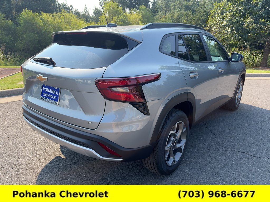 New 2026 Chevrolet Trax LT w/ Driver Confidence Package FWD image 7
