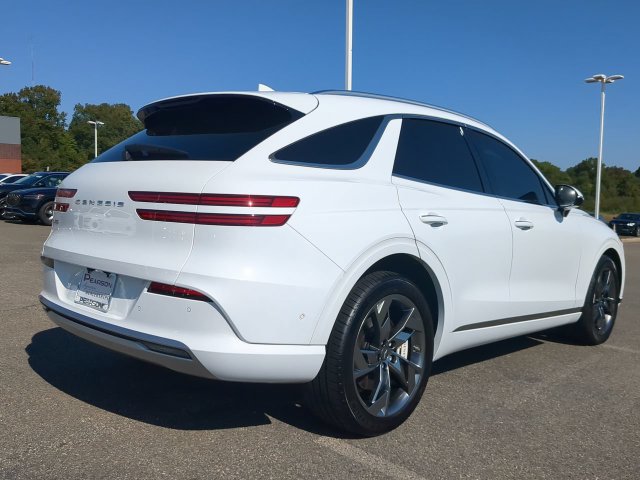 Used 2025 Genesis Electrified GV70 w/ Prestige Package AWD/4WD image 5