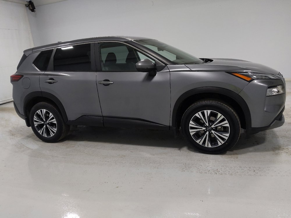Used 2023 Nissan Rogue SV image 11
