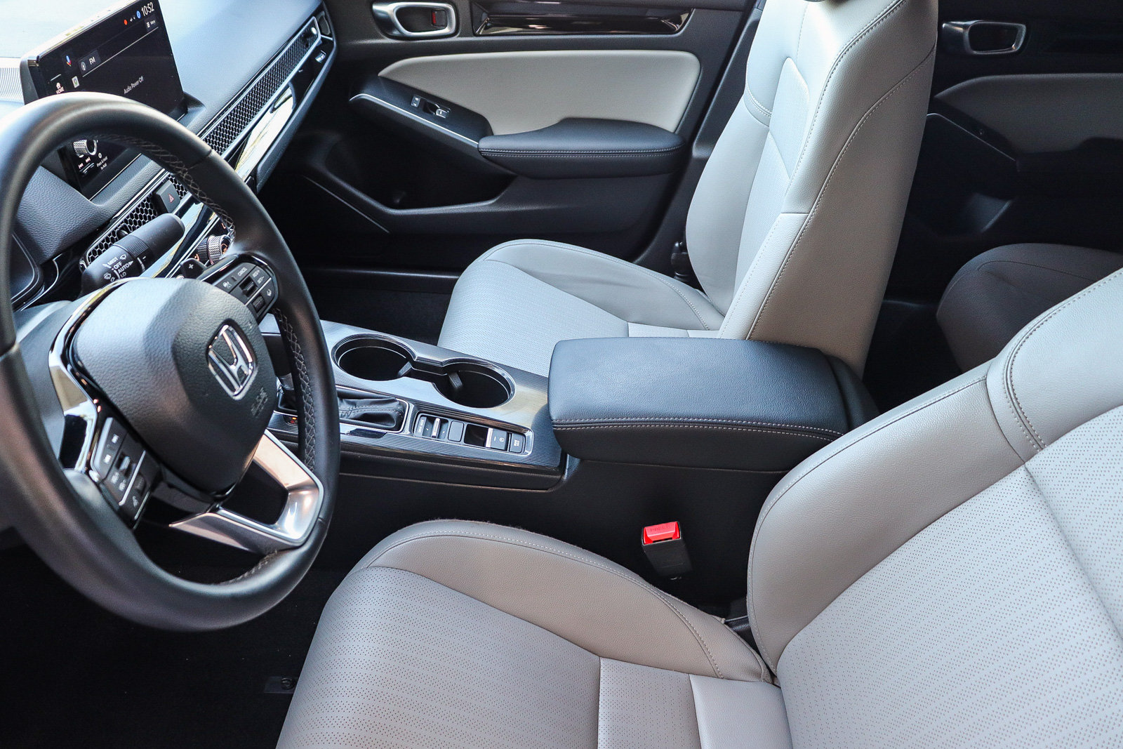 Used 2025 Honda Civic Sport Touring image 22