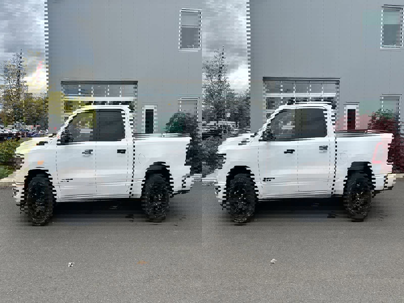 Used 2023 RAM 1500 Big Horn AWD/4WD image 2