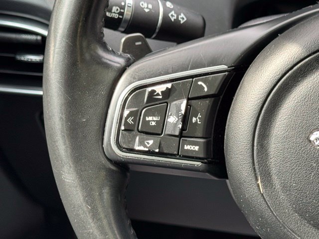 Used 2020 Jaguar F-PACE AWD/4WD image 23