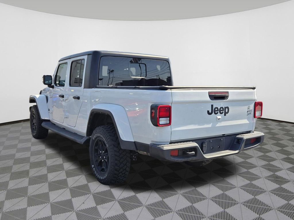 Used 2022 Jeep Gladiator Willys image 3