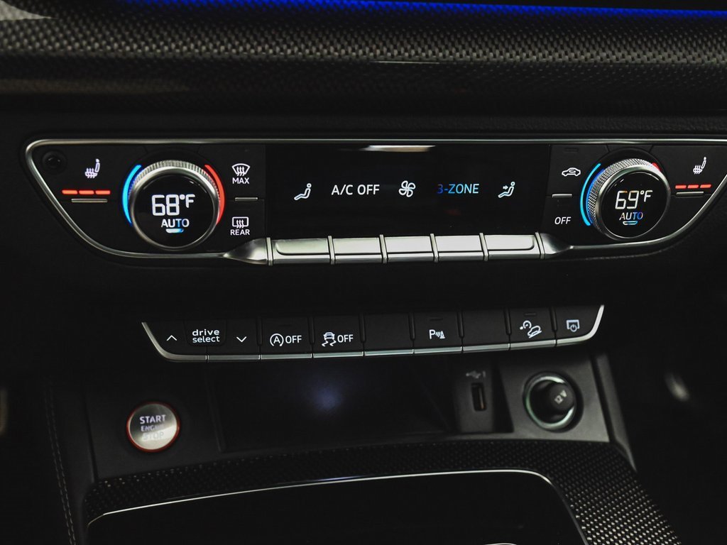 Used 2025 Audi SQ5 Premium Plus w/ Premium Plus Package image 21