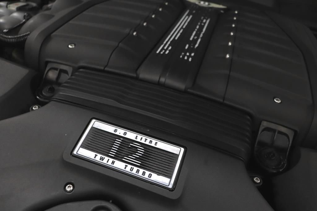 Used 2017 Bentley Bentayga image 95