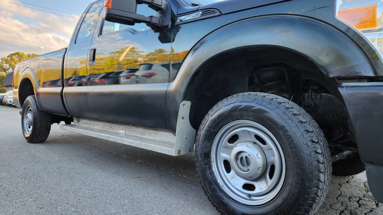 Used 2015 Ford F250 XL w/ Power Equipment Group image 17