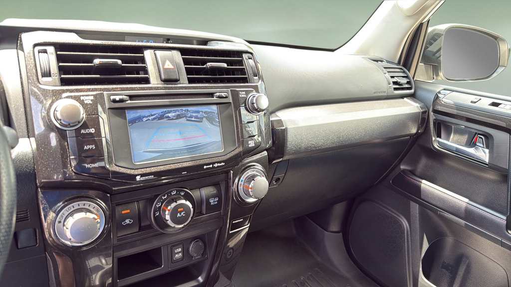 Used 2018 Toyota 4Runner TRD Off-Road AWD/4WD image 29