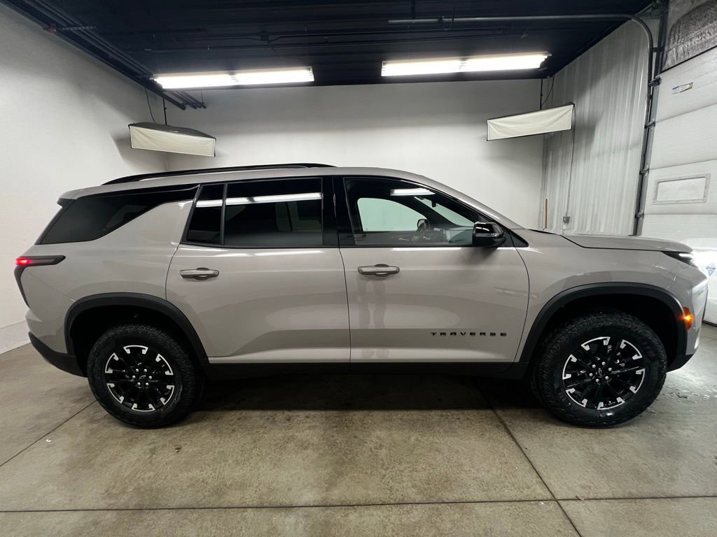 New 2026 Chevrolet Traverse Z71 image 2