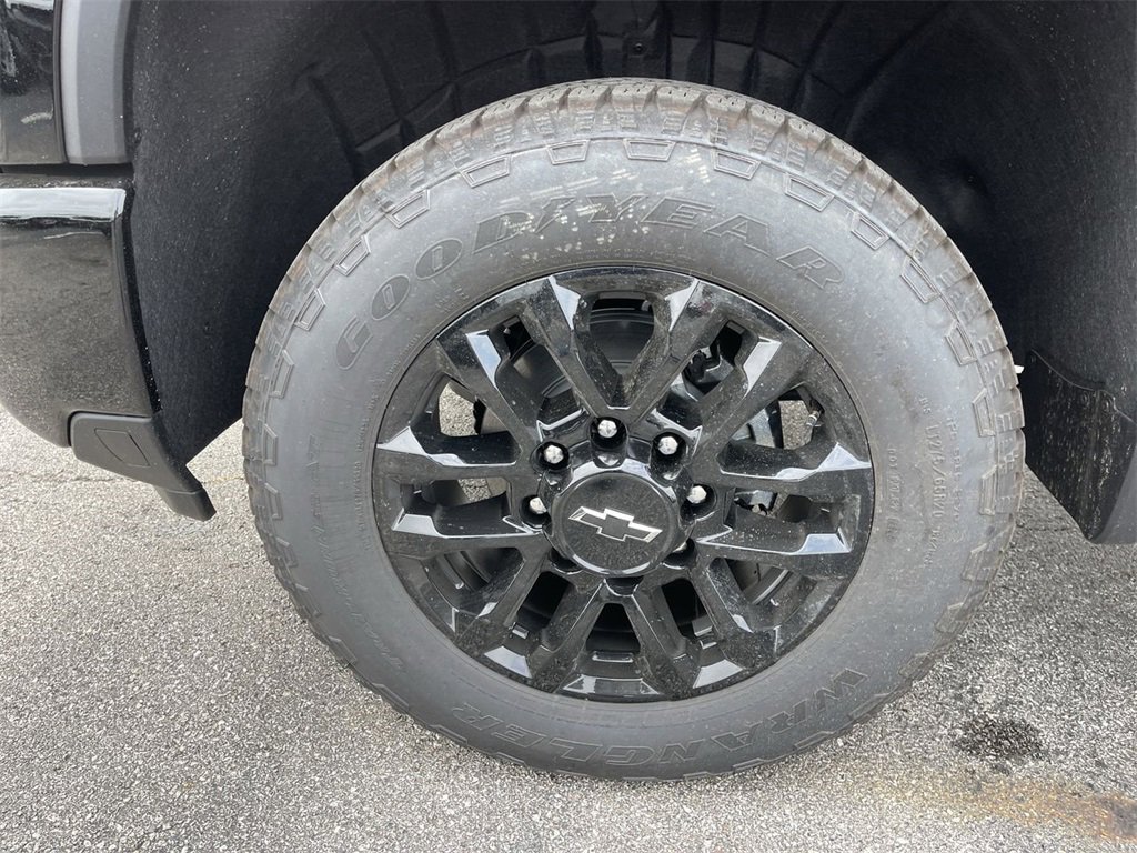 New 2026 Chevrolet Silverado 2500 Custom w/ Custom Value Package image 10