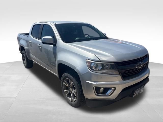 Used 2016 Chevrolet Colorado Z71 AWD/4WD image 3
