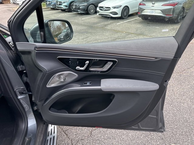 Used 2023 Mercedes-Benz EQS 450+ SUV image 20