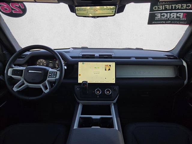 Used 2026 Land Rover Defender 110 X-Dynamic SE AWD/4WD image 18