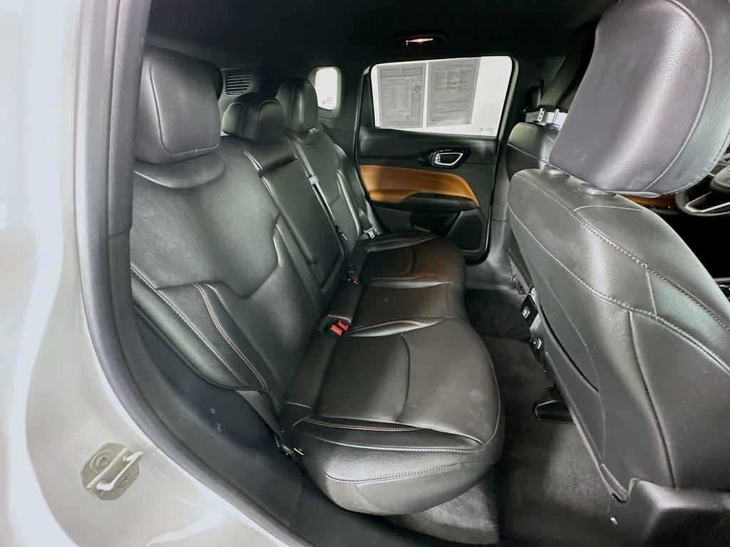Certified 2024 Jeep Compass Limited AWD/4WD image 36