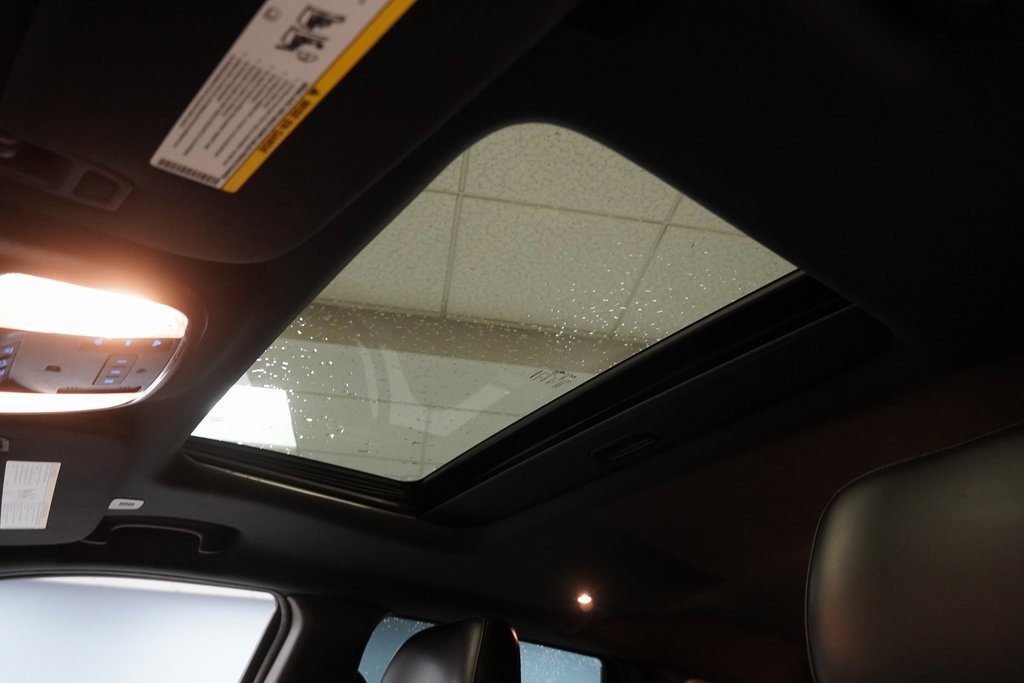 Used 2020 Jeep Grand Cherokee Limited image 4