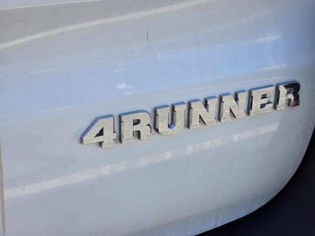 Used 2003 Toyota 4Runner SR5 RWD image 12