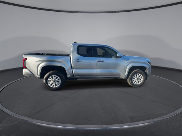 Used 2024 Toyota Tacoma SR5 w/ SR5 Upgrade Package image 17