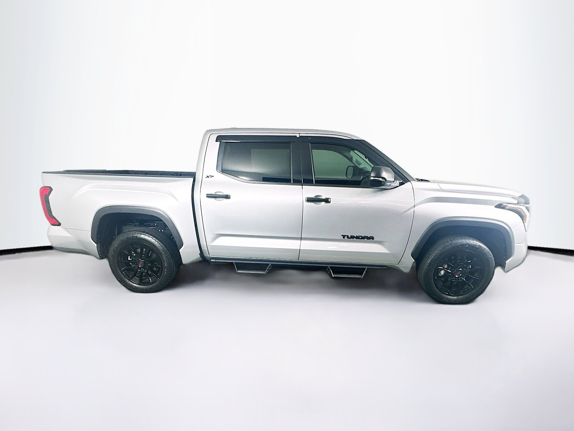 Used 2023 Toyota Tundra SR5 w/ SR5 Convenience Package AWD/4WD image 10