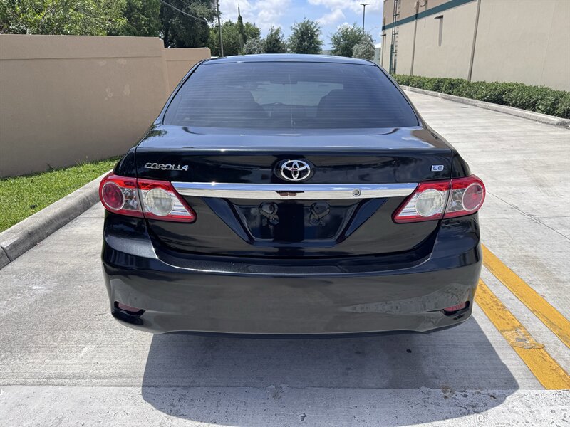 Used 2013 Toyota Corolla LE FWD image 6