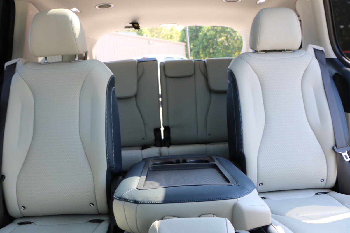 Used 2025 Kia Carnival SX Prestige FWD image 32