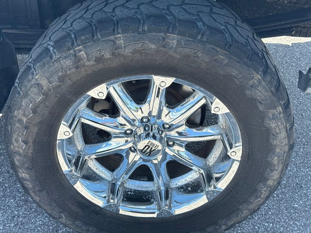 Used 2018 Chevrolet Silverado 1500 LT w/ All Star Edition AWD/4WD image 9