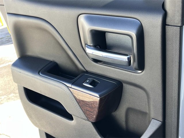 Used 2017 GMC Sierra 1500 SLE w/ SLE Value Package image 18