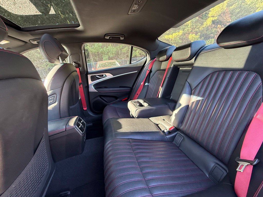 Used 2023 Genesis G70 2.0T w/ Sport Prestige Package RWD image 11