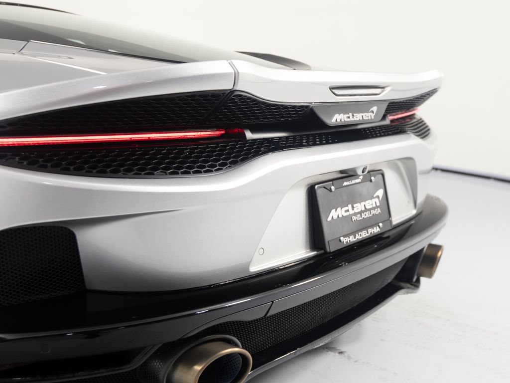 Used 2022 McLaren GT RWD image 39