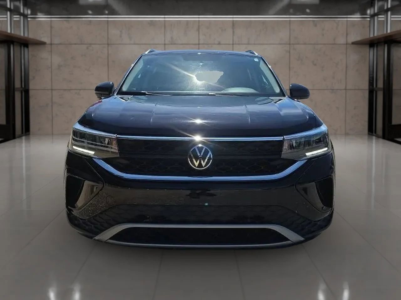 Used 2022 Volkswagen Taos SE FWD image 3