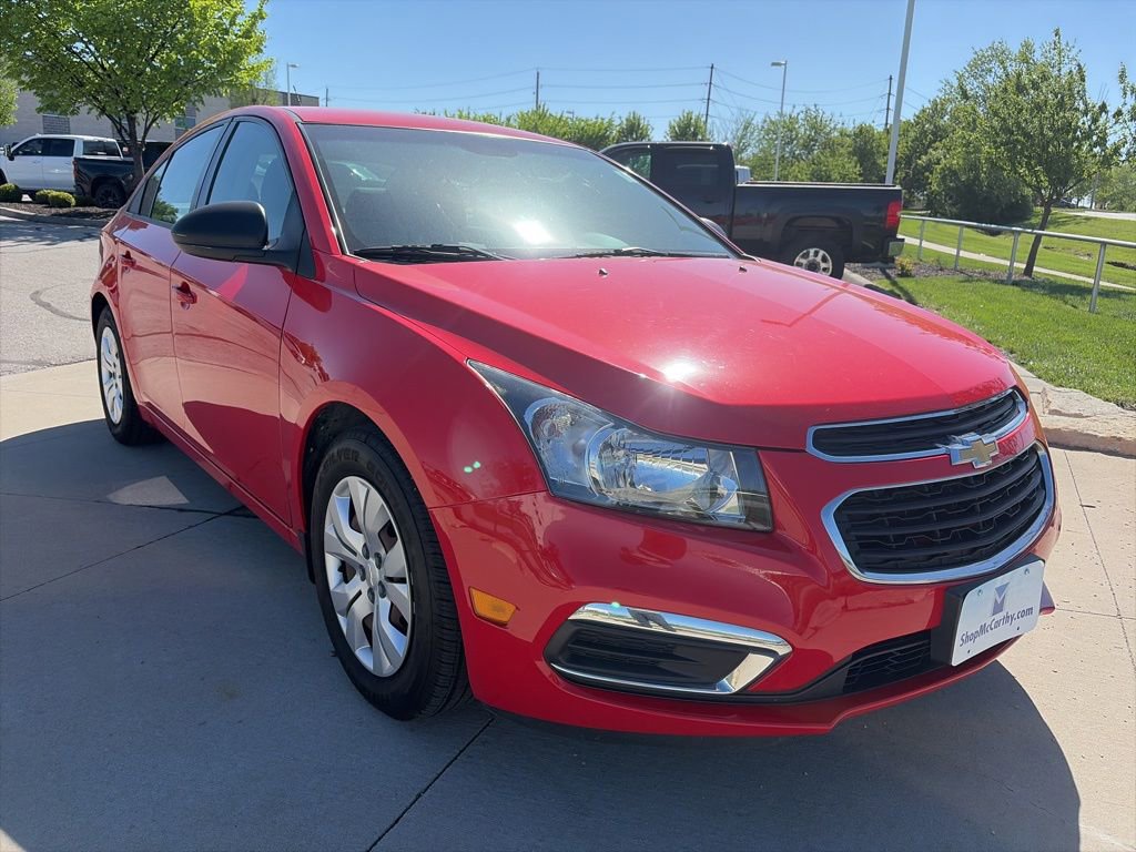 Used 2016 Chevrolet Cruze LS FWD image 2