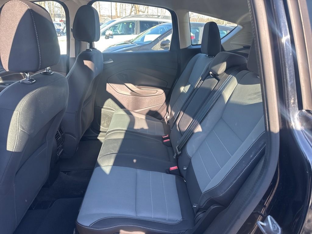 Used 2016 Ford C-MAX SE image 27