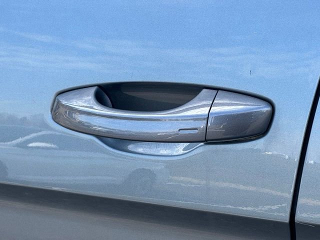 Used 2022 Volkswagen Atlas SE image 12