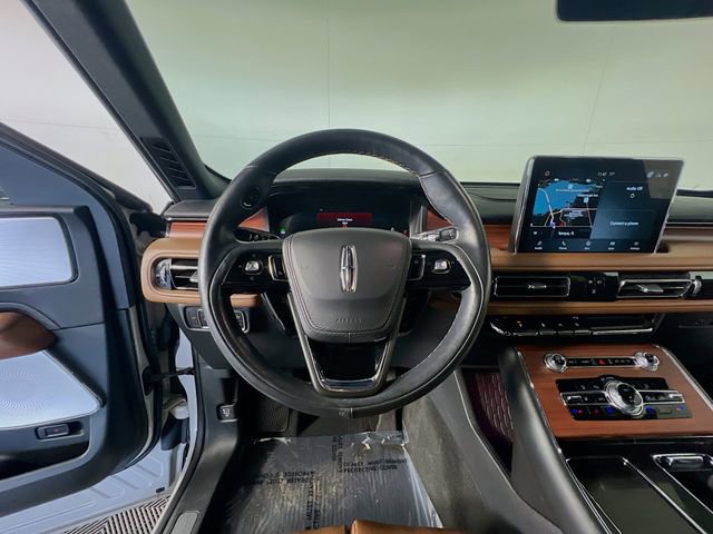 Used 2023 Lincoln Aviator Reserve w/ Equipment Group 201A image 13