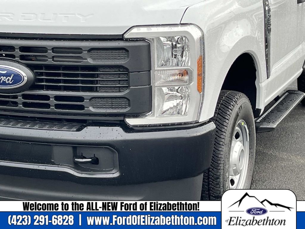 New 2026 Ford F250 4x4 Regular Cab Super Duty image 10
