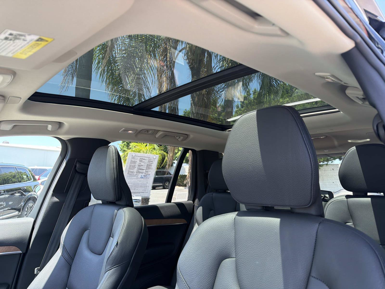 Certified 2024 Volvo XC90 T8 Plus w/ Protection Package Premier AWD/4WD image 35