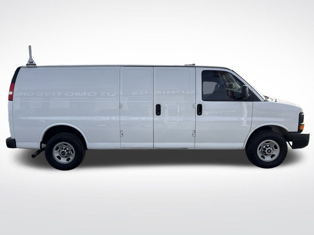Used 2015 GMC Savana 3500 Extended image 6