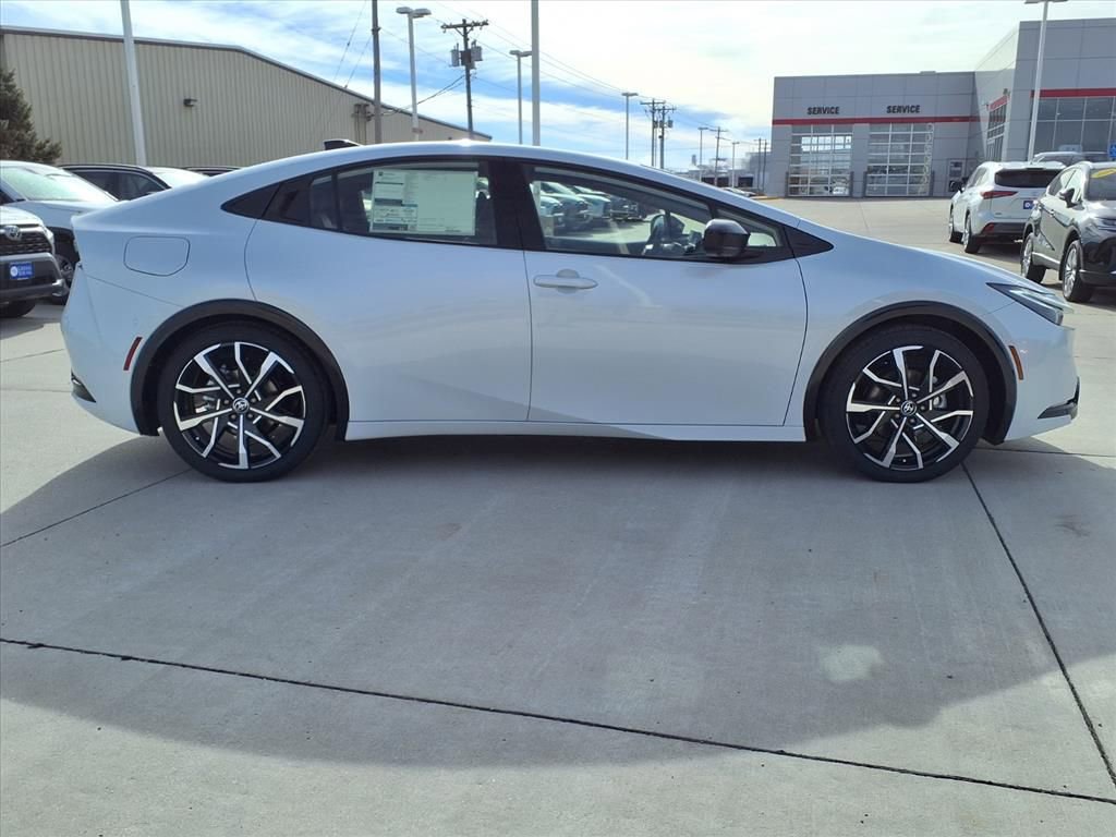 New 2026 Toyota Prius Plug-In Hybrid image 7