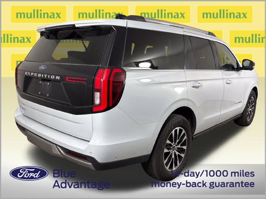Certified 2025 Ford Expedition Platinum AWD/4WD image 4