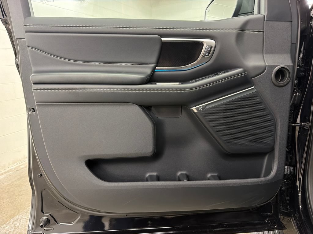 New 2027 Ford Expedition Platinum w/ Stealth Appearance Package RWD image 16
