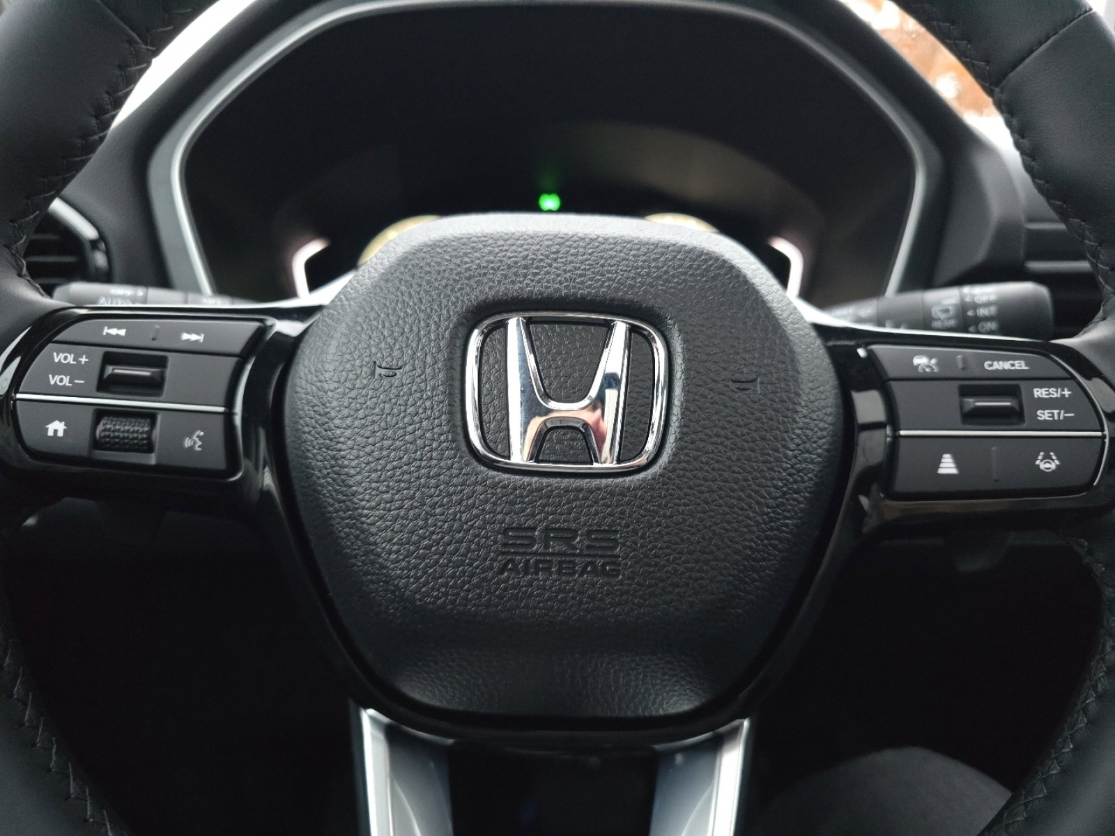 New 2025 Honda Pilot Touring image 29