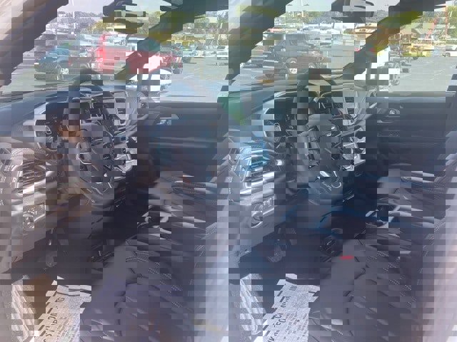 New 2026 Chrysler Pacifica Select image 10