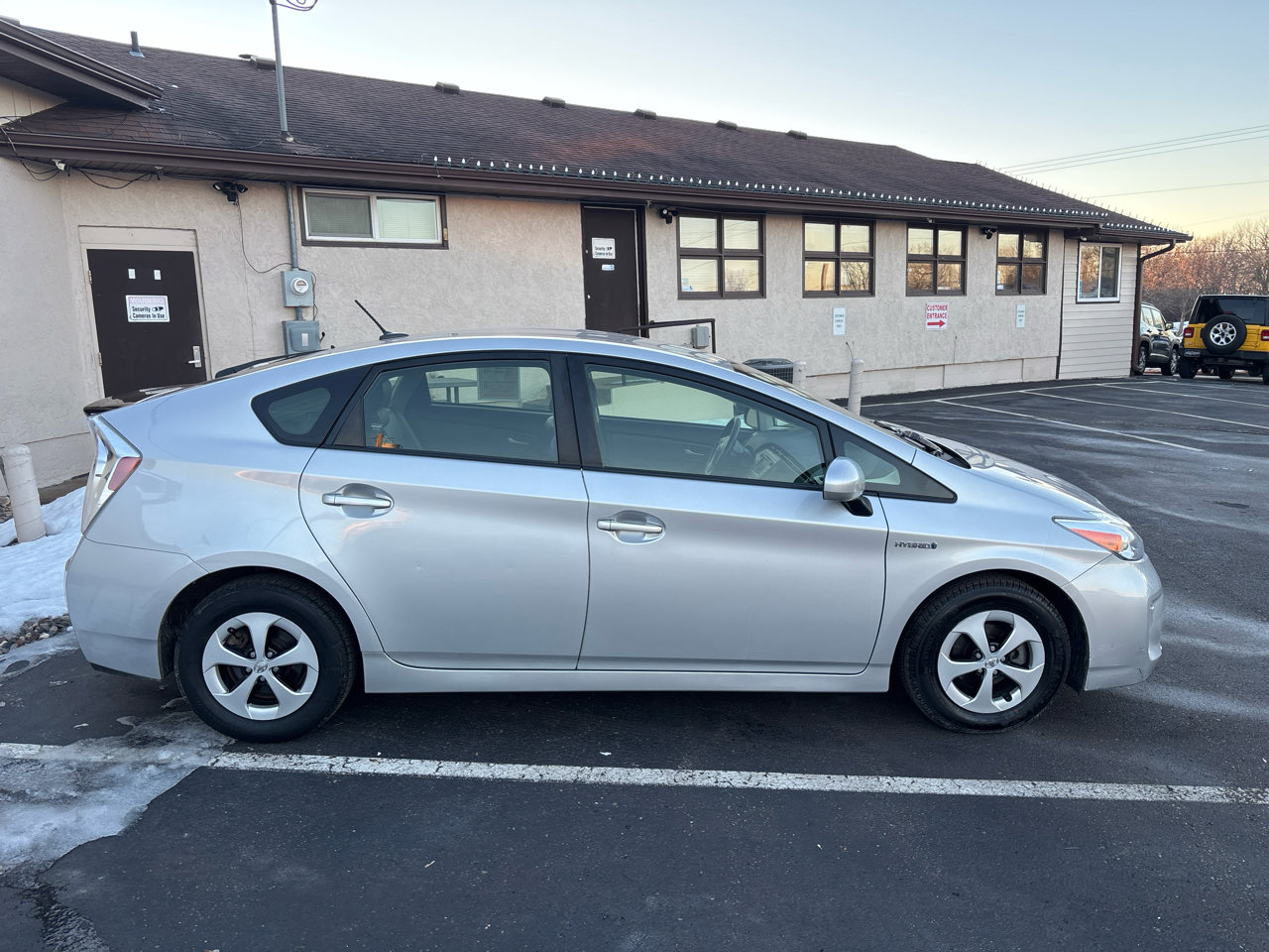 Used 2015 Toyota Prius Four image 2