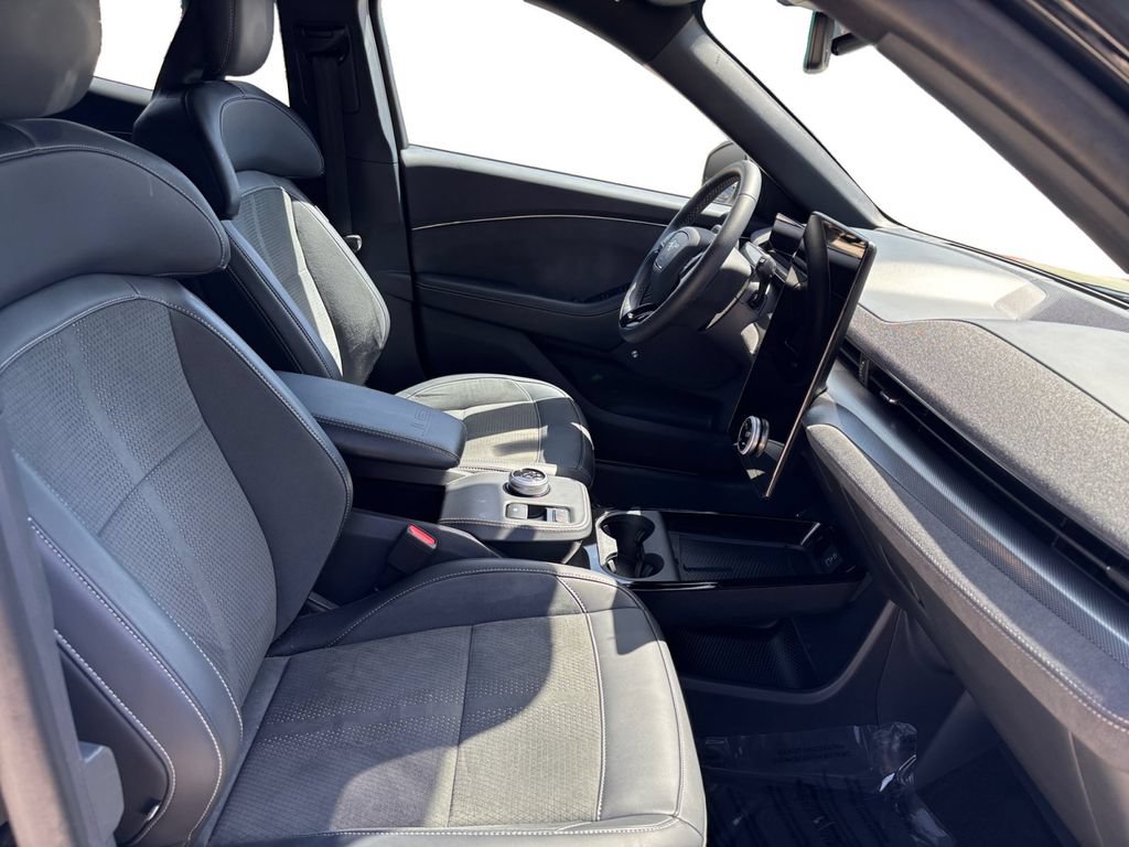 Used 2023 Ford Mustang Mach-E GT AWD/4WD image 16