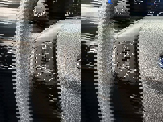 Used 2025 Ford Maverick XL w/ Equipment Group 102A AWD/4WD image 13