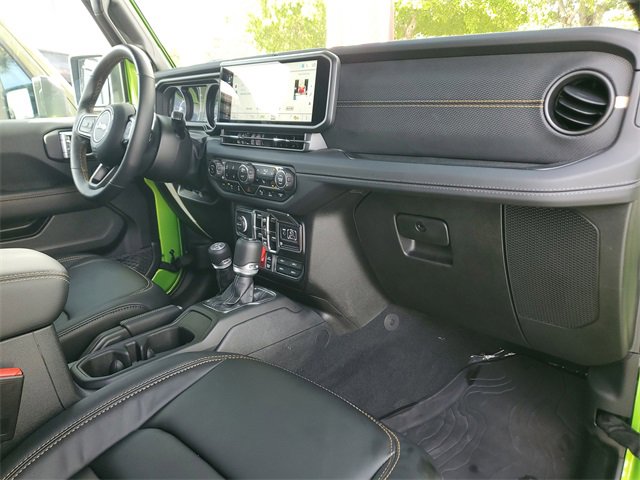 Used 2025 Jeep Wrangler Unlimited Rubicon 392 image 12