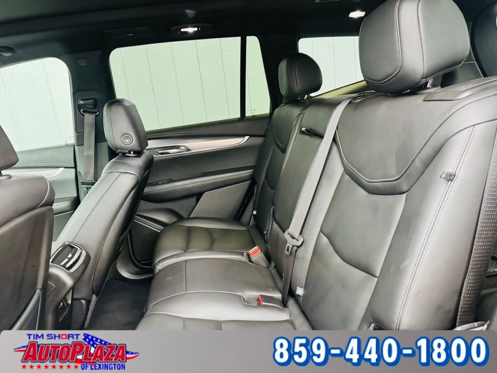 Used 2023 Cadillac XT6 Luxury image 19