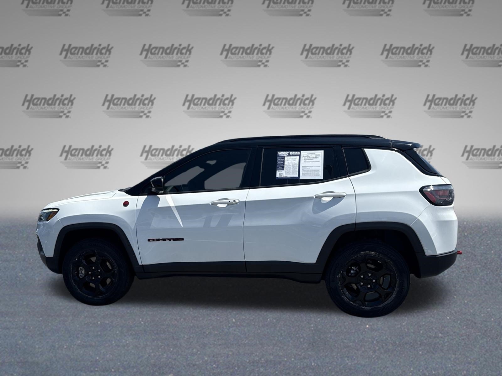 Used 2023 Jeep Compass Trailhawk w/ Trailhawk Elite Group AWD/4WD image 6