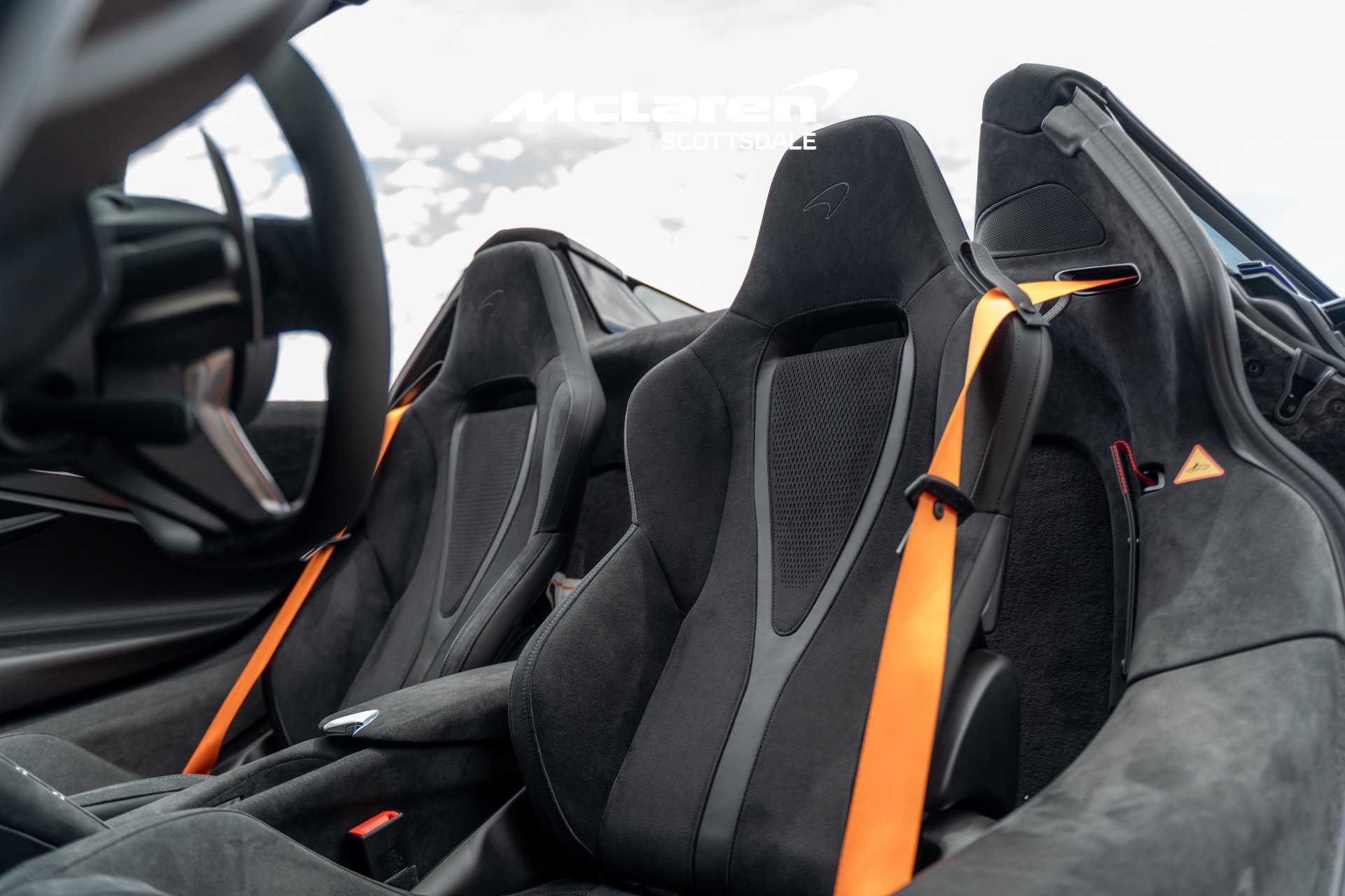 Used 2026 McLaren 750S Spider RWD image 11