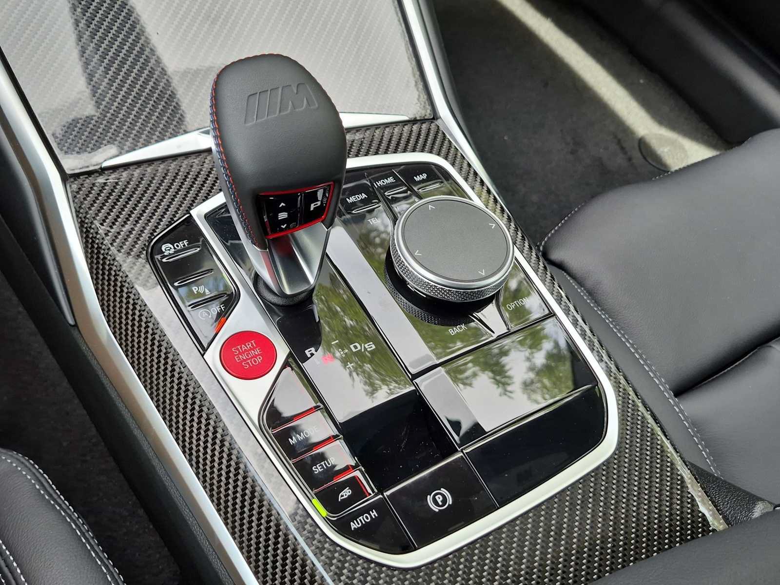 New 2026 BMW M2 w/ Lighting Package RWD image 32