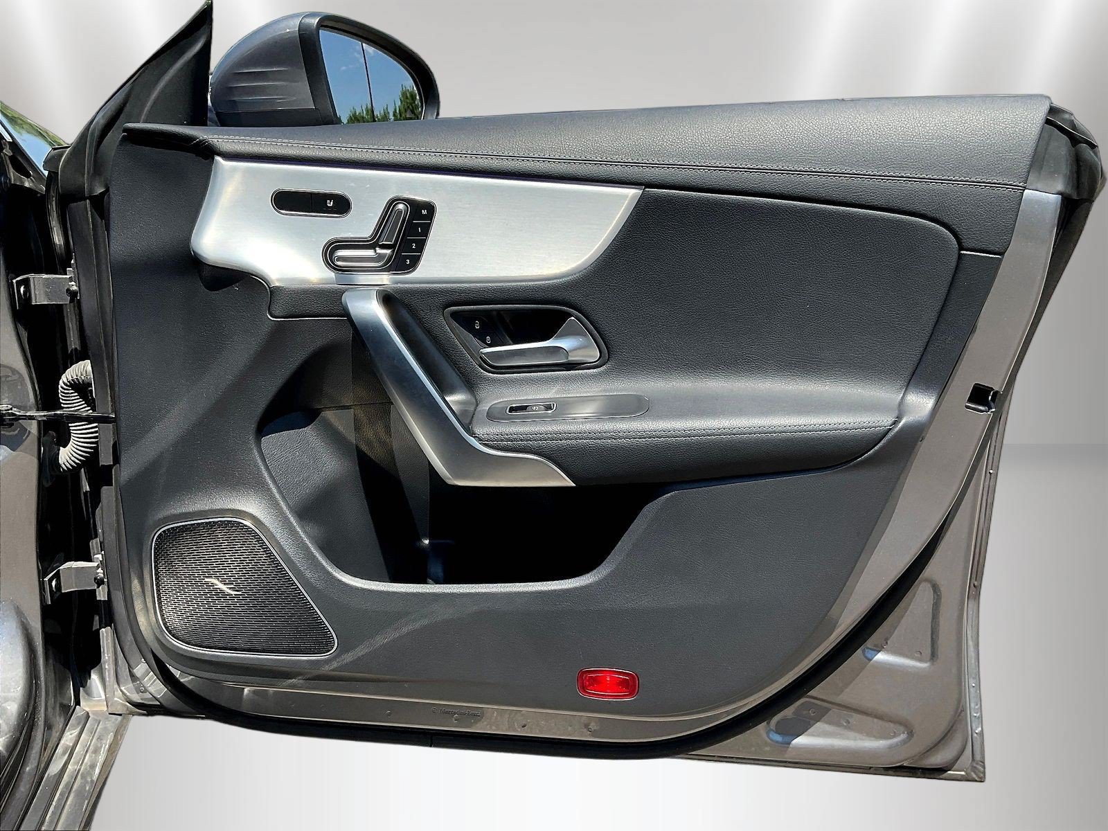 Certified 2024 Mercedes-Benz CLA 250 4MATIC image 29