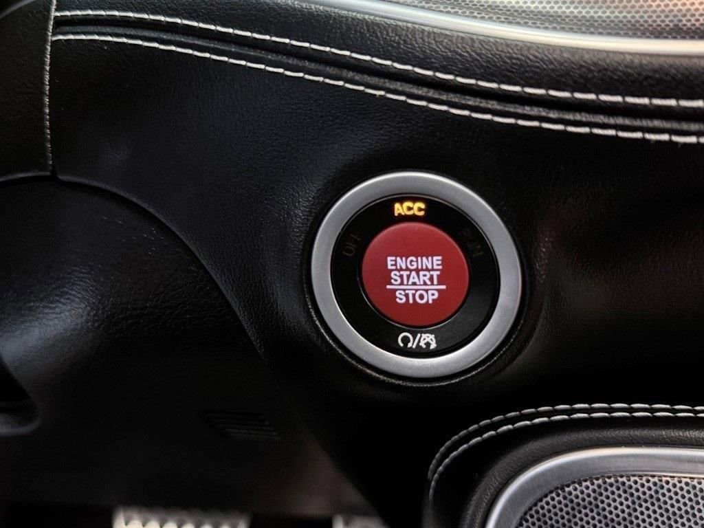 Used 2022 Dodge Challenger SRT Hellcat image 39